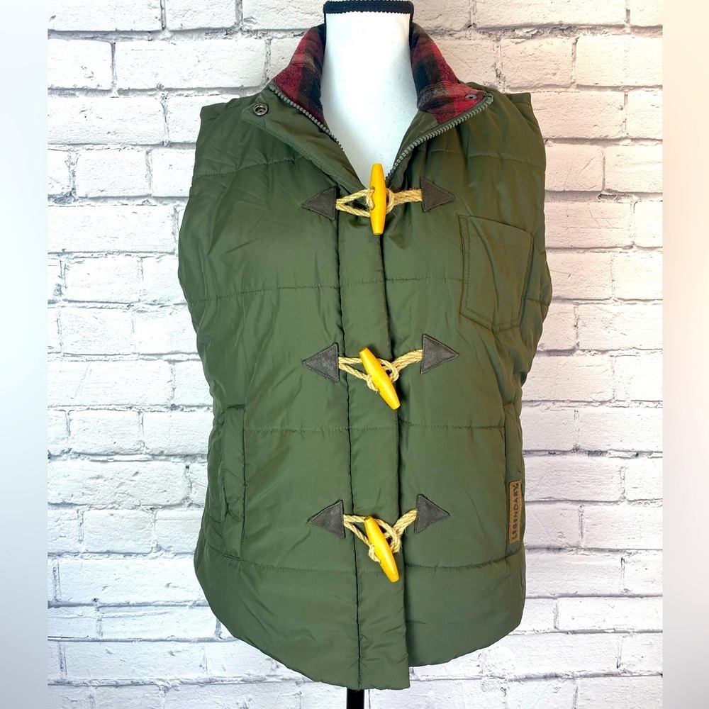 Legendary Whitetails Green Puffer Vest Flannel Collar Button Accents Size Medium